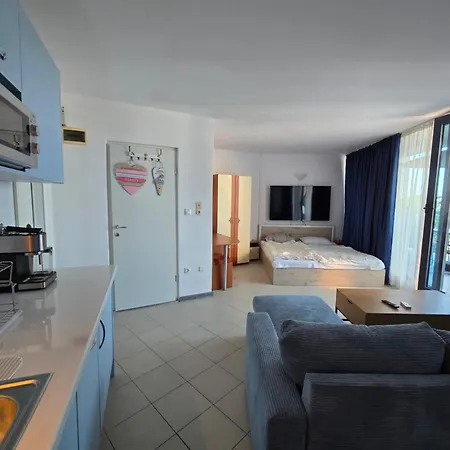 Apartment Blue Pearl Kk Chaika Sunny *
