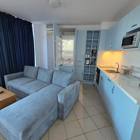 Apartment Blue Pearl Kk Chaika Sunny